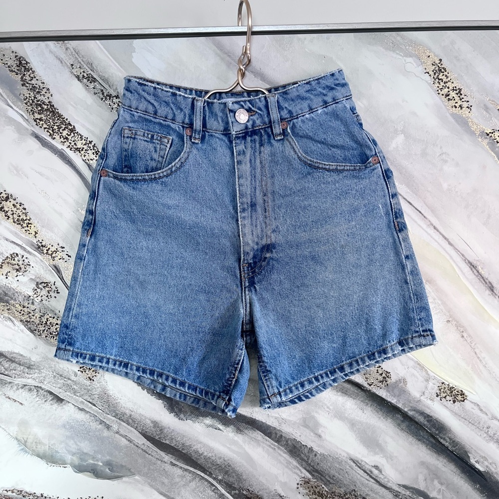 Zara high rise Light Blue Denim summer Shorts size 2 (some stain ) - Picture 1 of 6